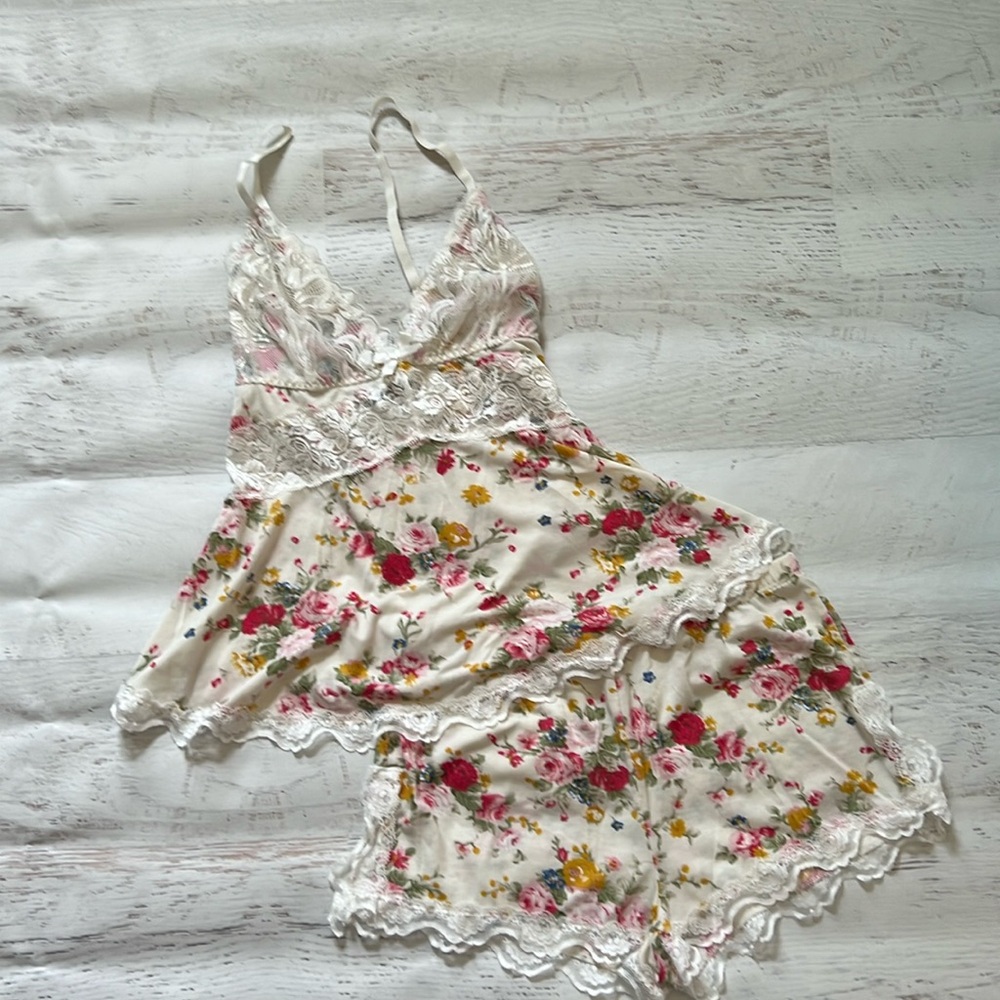 Floral Tank Shorts Pajama Set Small